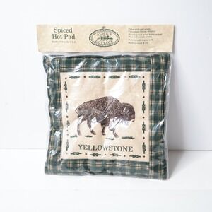 Alice's Cottage Yellowstone Spiced Hot Pad Bison Plaid Handcrafted‎ USA New Gift